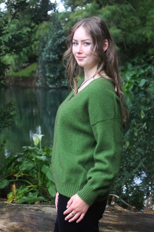 Possum Merino Cavern V Neck Jumper [9789]