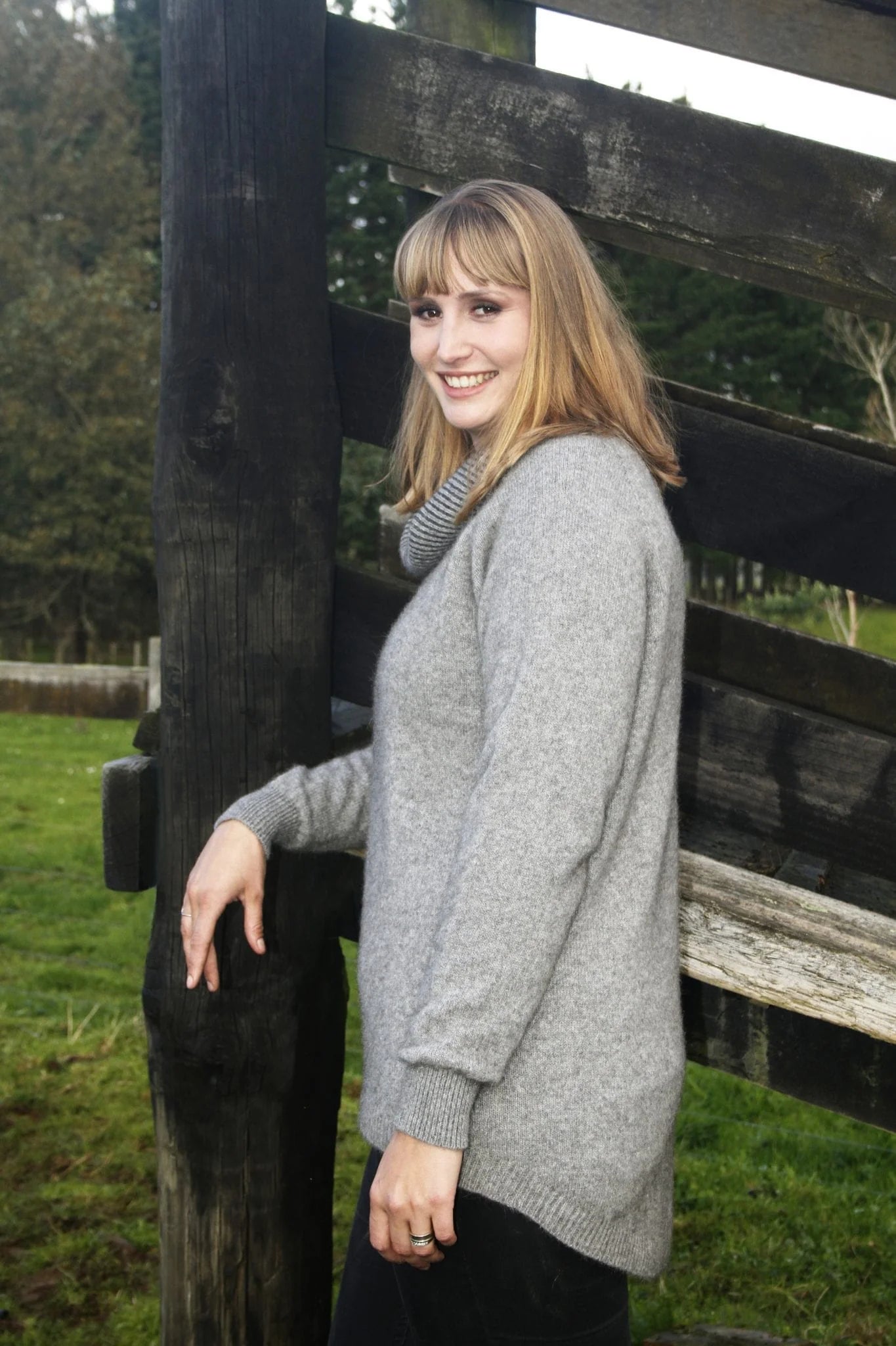 Possum Merino Curved Hem Cowl Neck Jumper [9843]