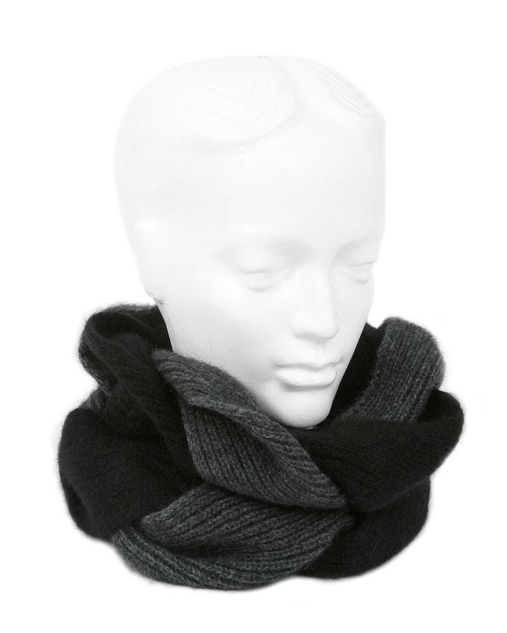 Possum Merino Plait Cowl [9858]