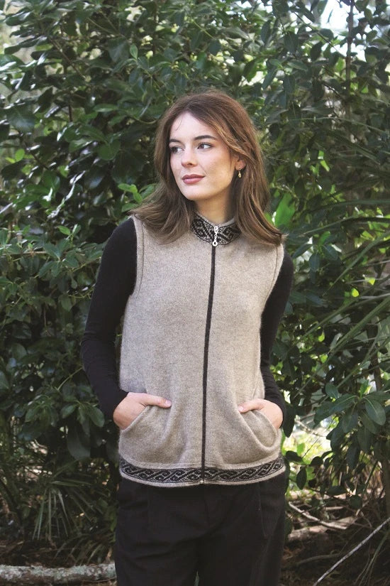 Possum Merino Motif Zip Vest [9973]