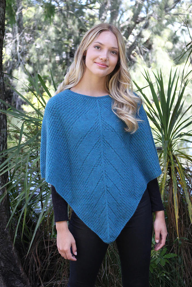 Possum Merino Lace Poncho [9980]