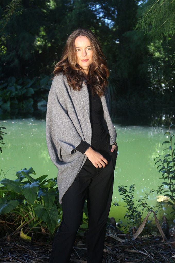 Possum Merino Takahe Cape [9995]